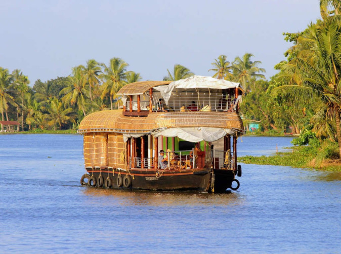 00014_Indien_Schoene Aussichten Touristik-houseboat-kerala-2791119_1280